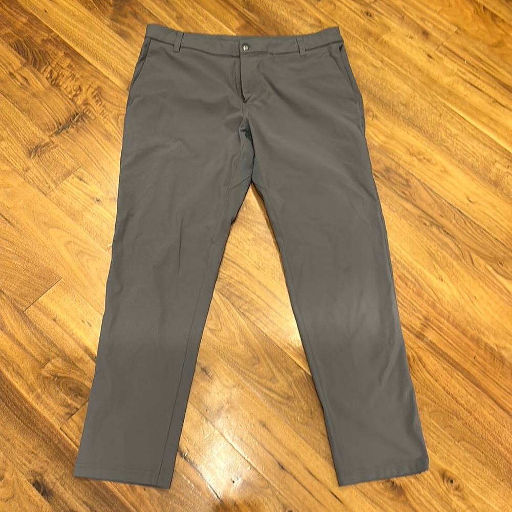 Lululemon 38x32 commission pant classic.